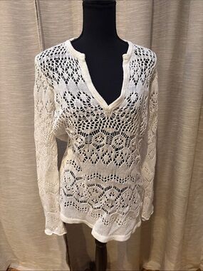 Eddie Bauer Open Knit V-Neck Sweater in Cream